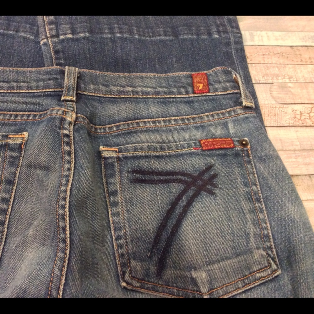 7 FOR ALL MANKIND Dojo SZ 28 Jeans Distressed - Picture 3 of 6